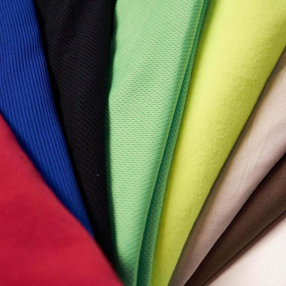 Paquet Surprise - "Kolja" - Coolmax® tissu de sportswear pour la gamme sport actif - 10m + 20 fermetures éclair gratuites